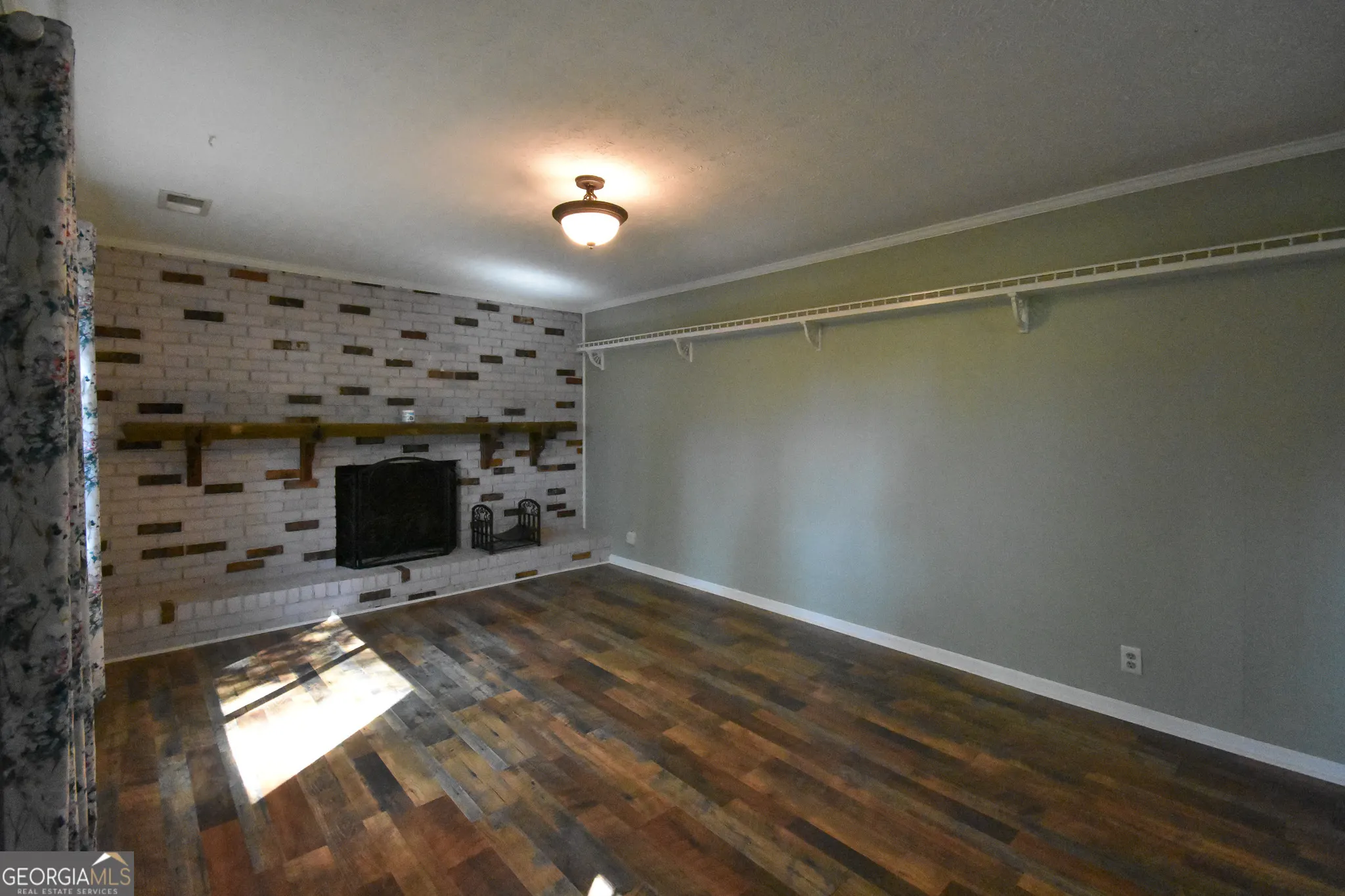 129 Creek Circle