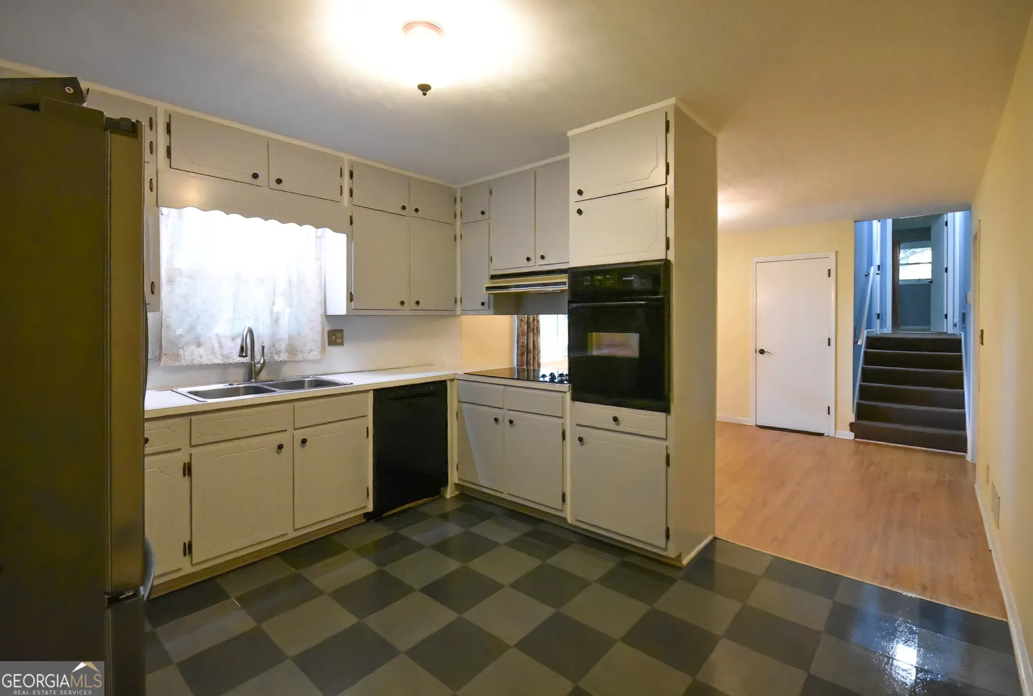 129 Creek Circle