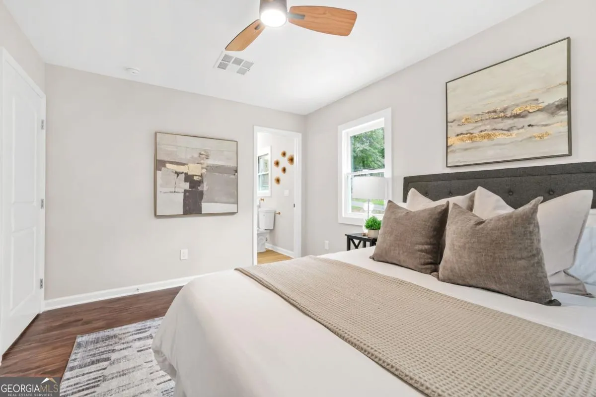 1675 White Oak Way