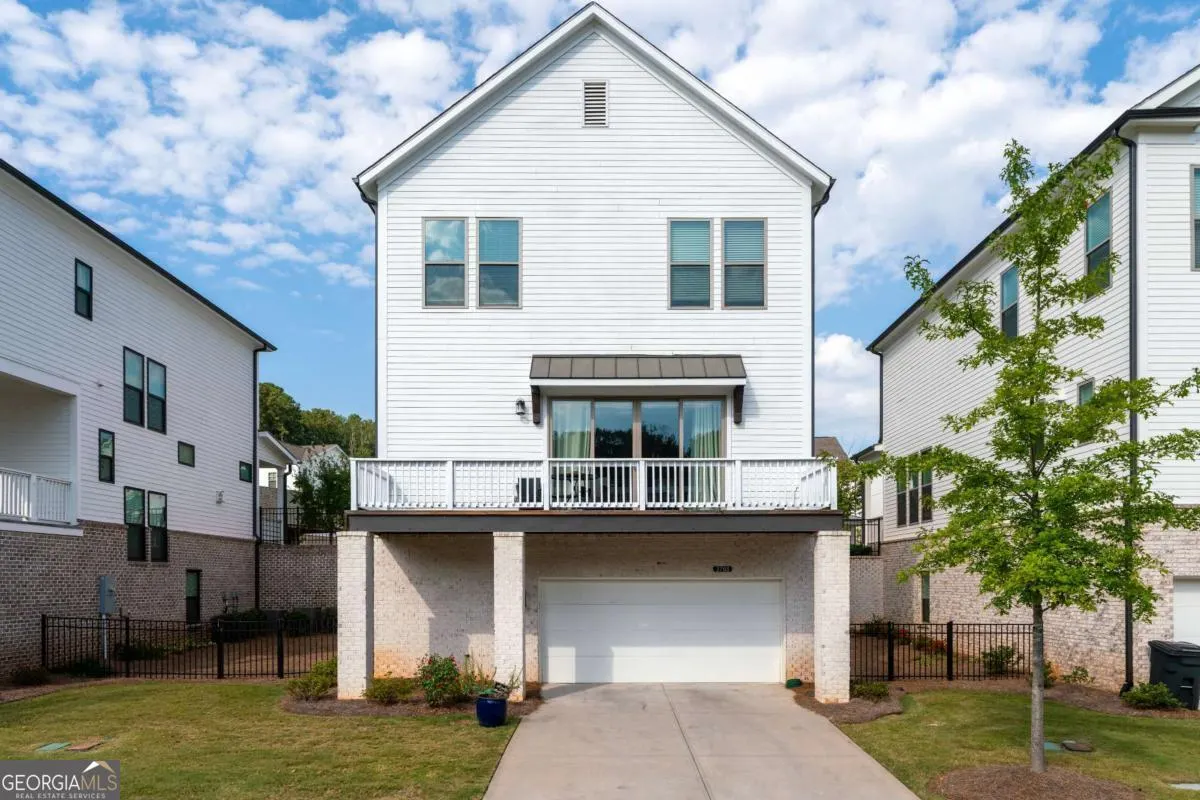 3768 Spruce Ridge Lane