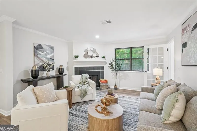 112 Barrington Hills Drive