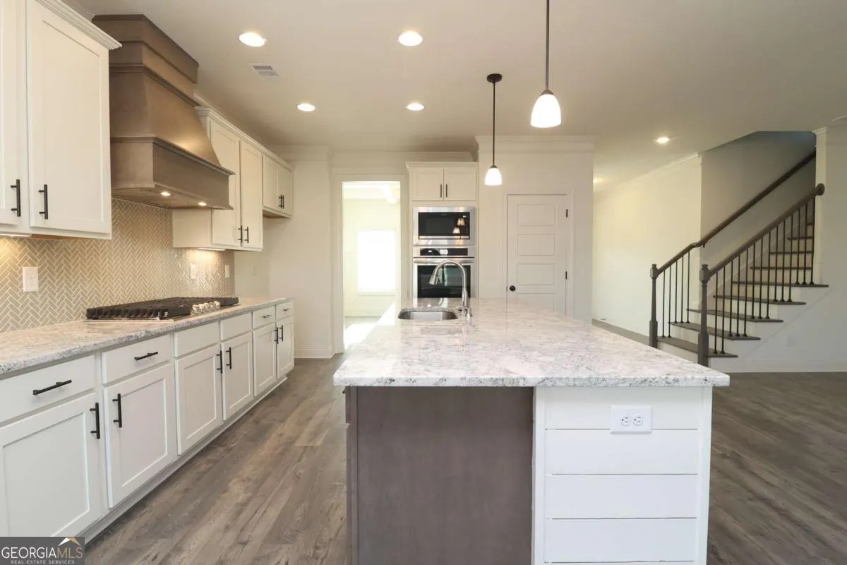 599 Calgary Downs Drive