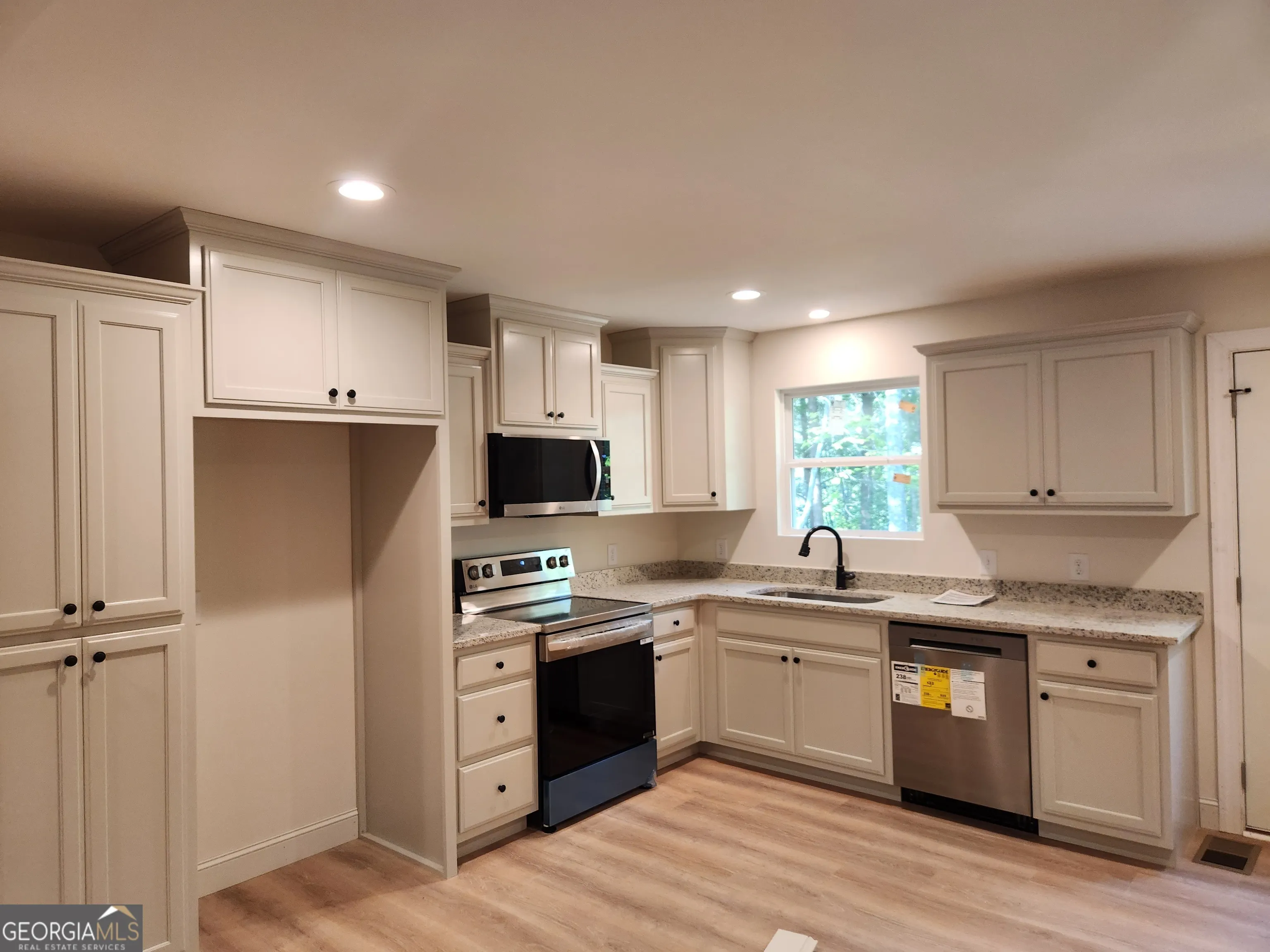 412 Fireside Ridge Drive