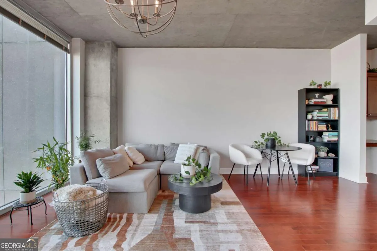 1603 3300 Windy Ridge Parkway SE, #1603