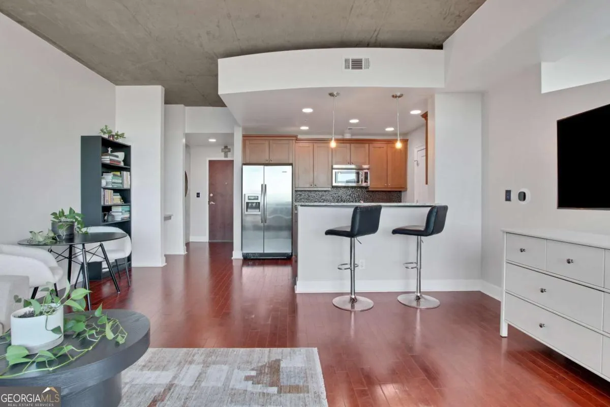 1603 3300 Windy Ridge Parkway SE, #1603