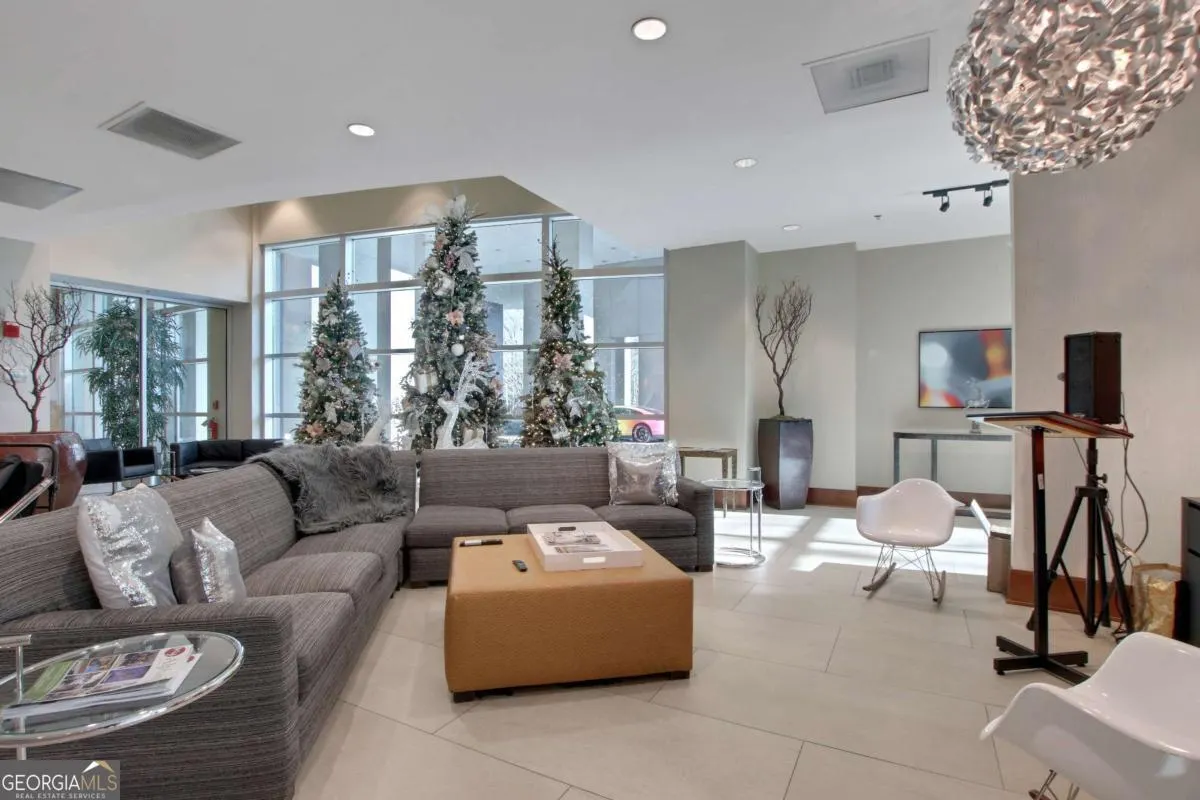 1603 3300 Windy Ridge Parkway SE, #1603