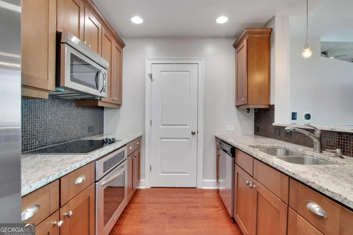 1603 3300 Windy Ridge Parkway SE, #1603