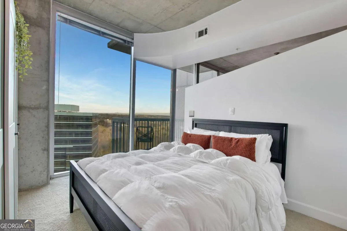 1603 3300 Windy Ridge Parkway SE, #1603