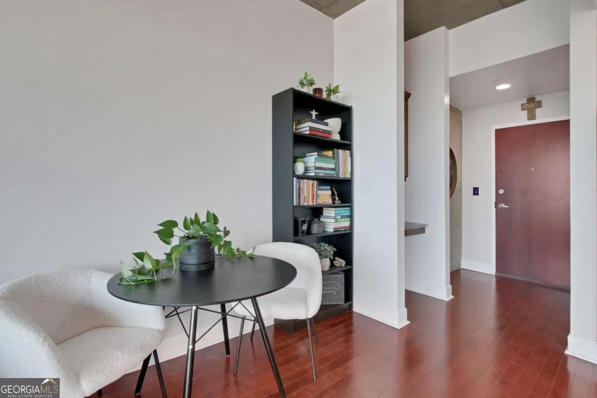 1603 3300 Windy Ridge Parkway SE, #1603
