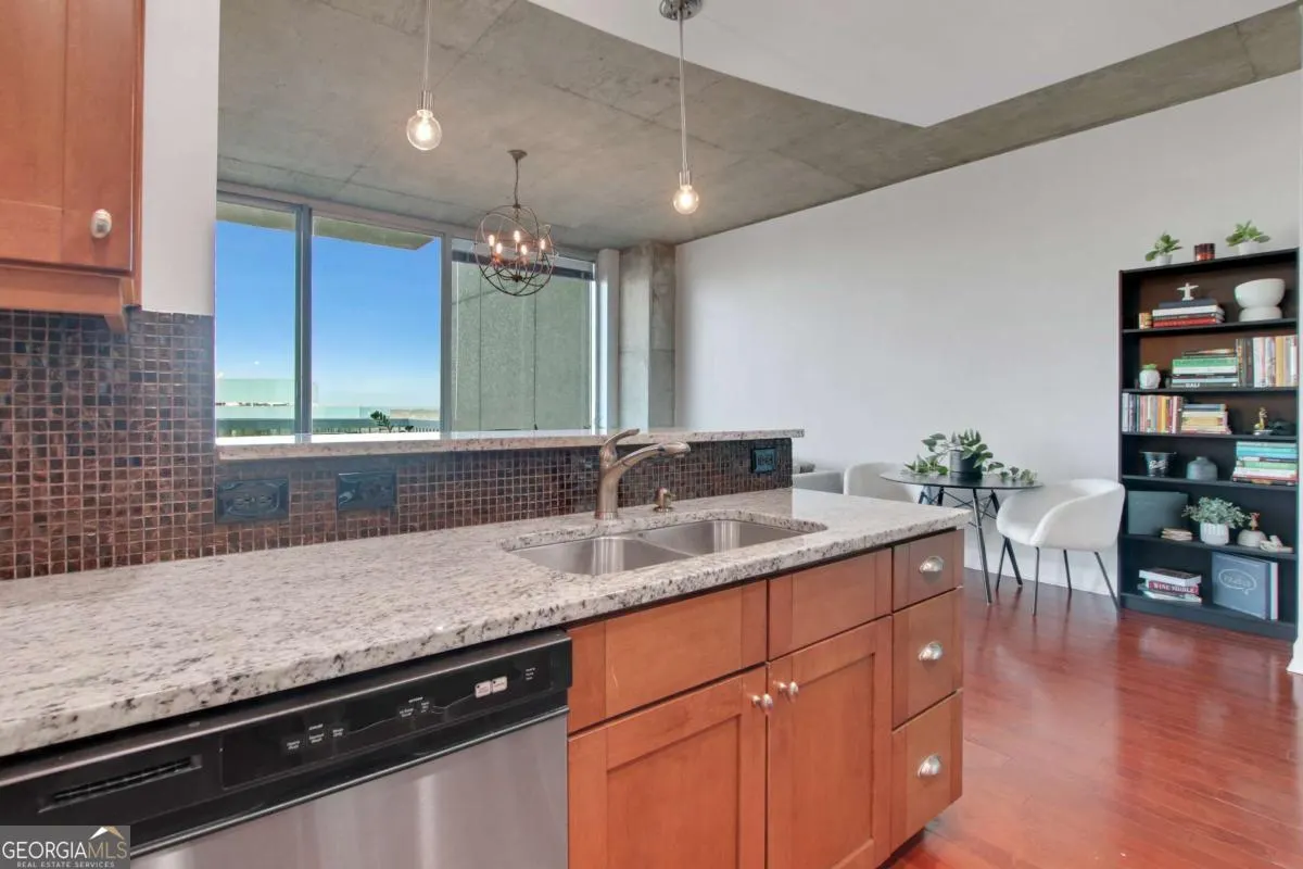 1603 3300 Windy Ridge Parkway SE, #1603