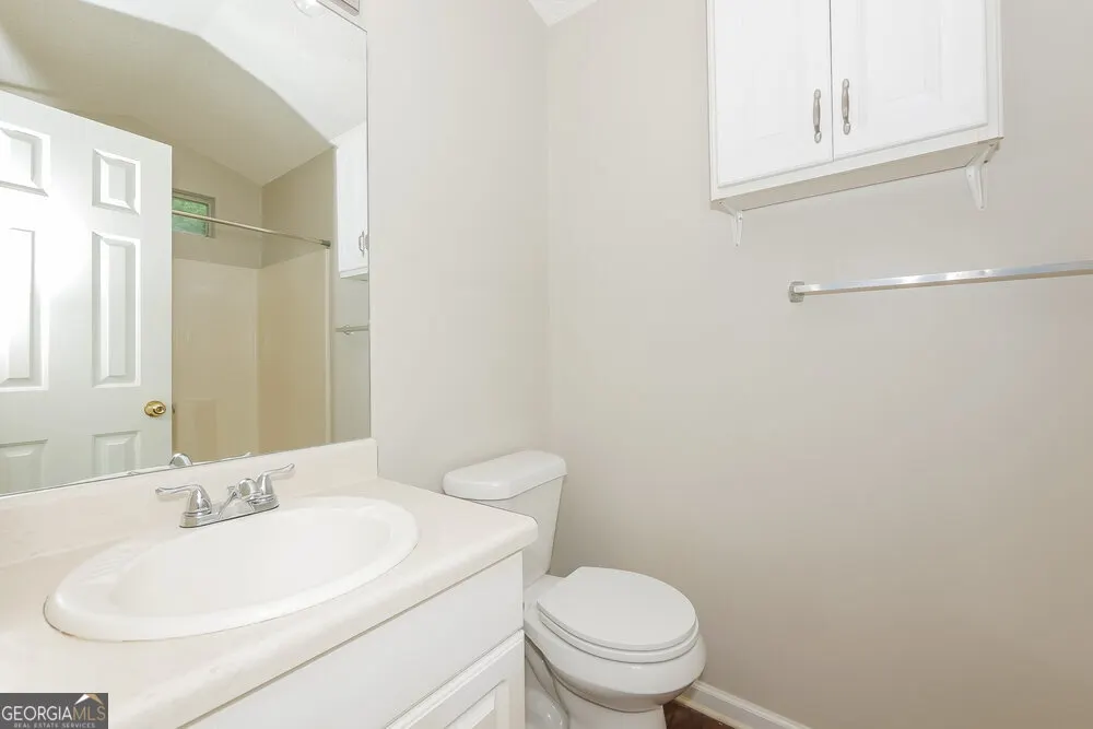 218 Adam Circle