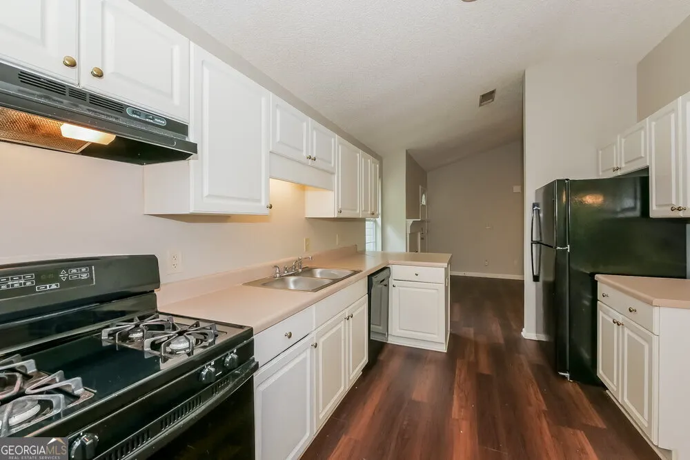 218 Adam Circle