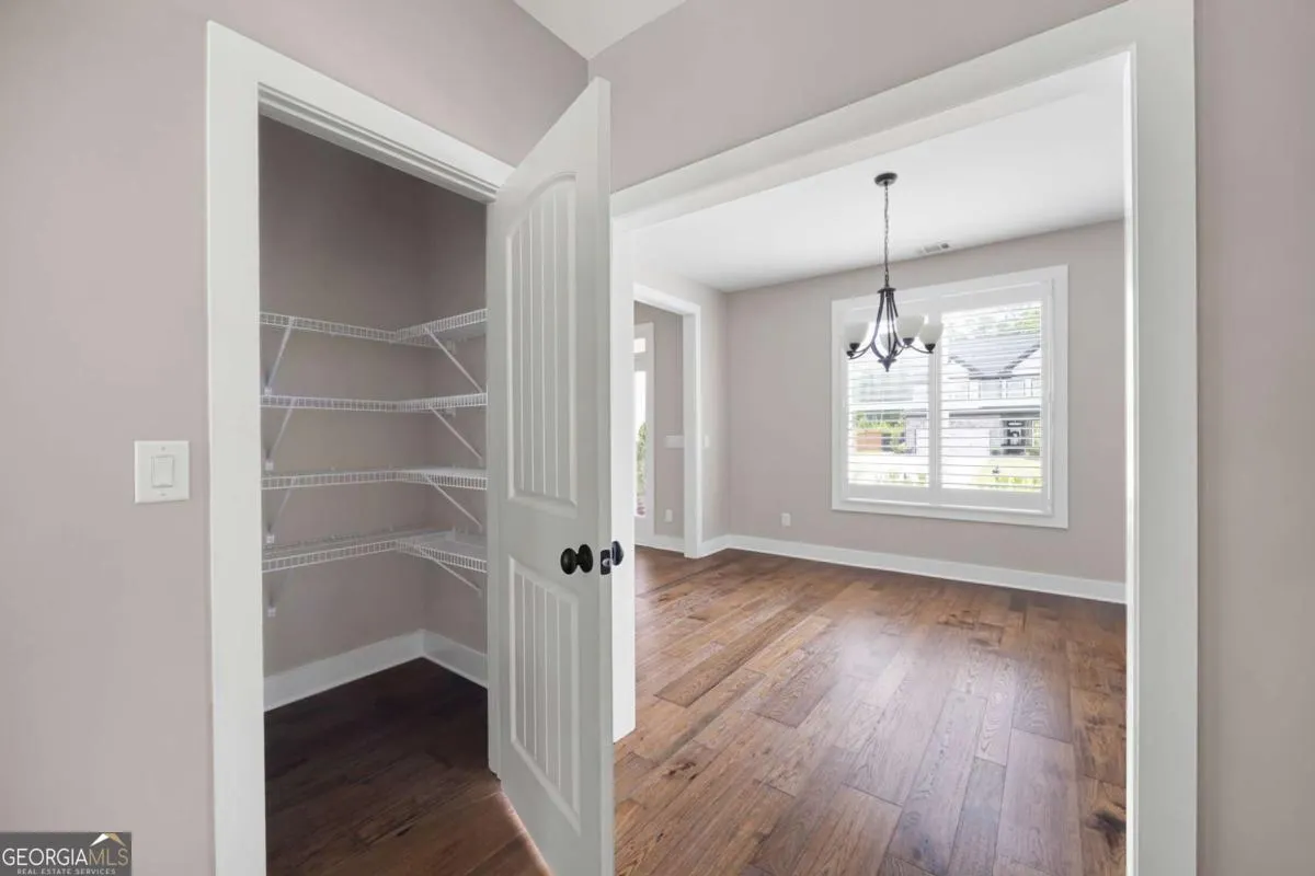 12 Bridgestone Way SE