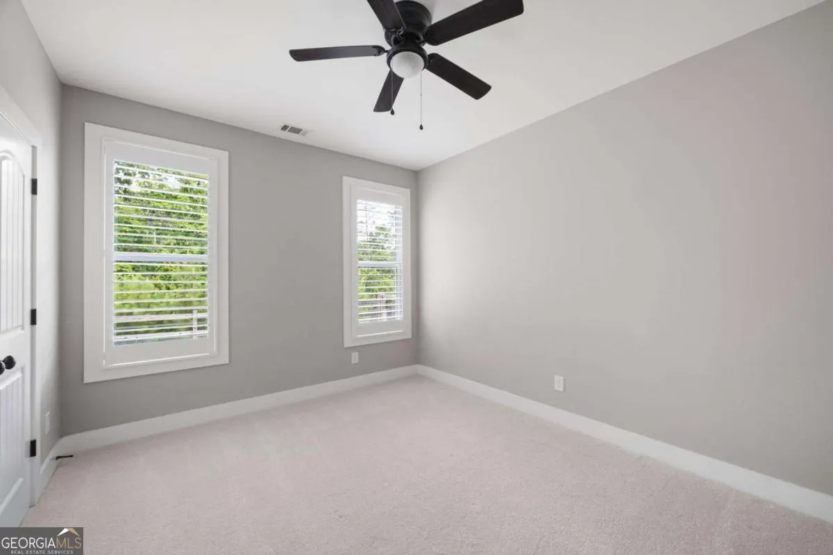 12 Bridgestone Way SE