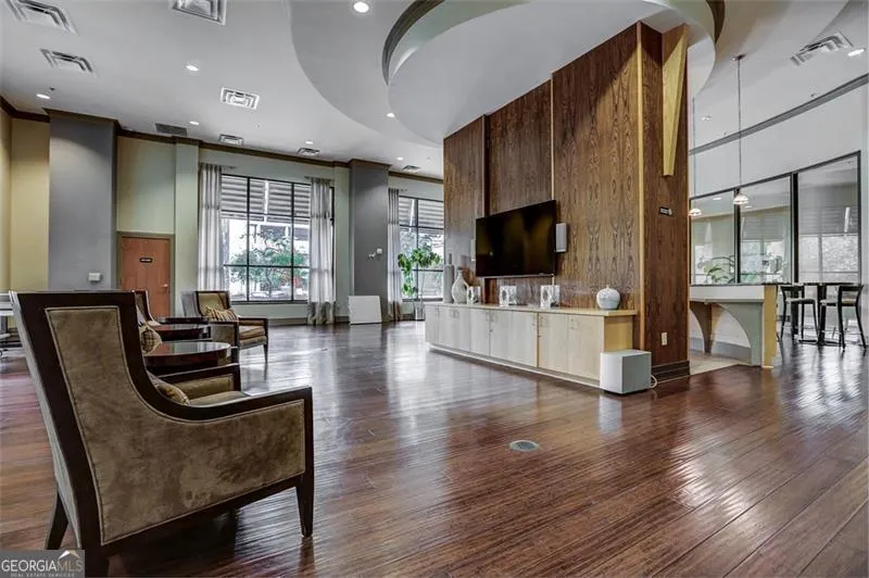 507 3040 PEACHTREE Road, #507