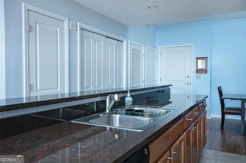 507 3040 PEACHTREE Road, #507