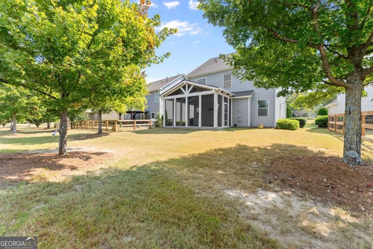 6844 Golden Bud Lane
