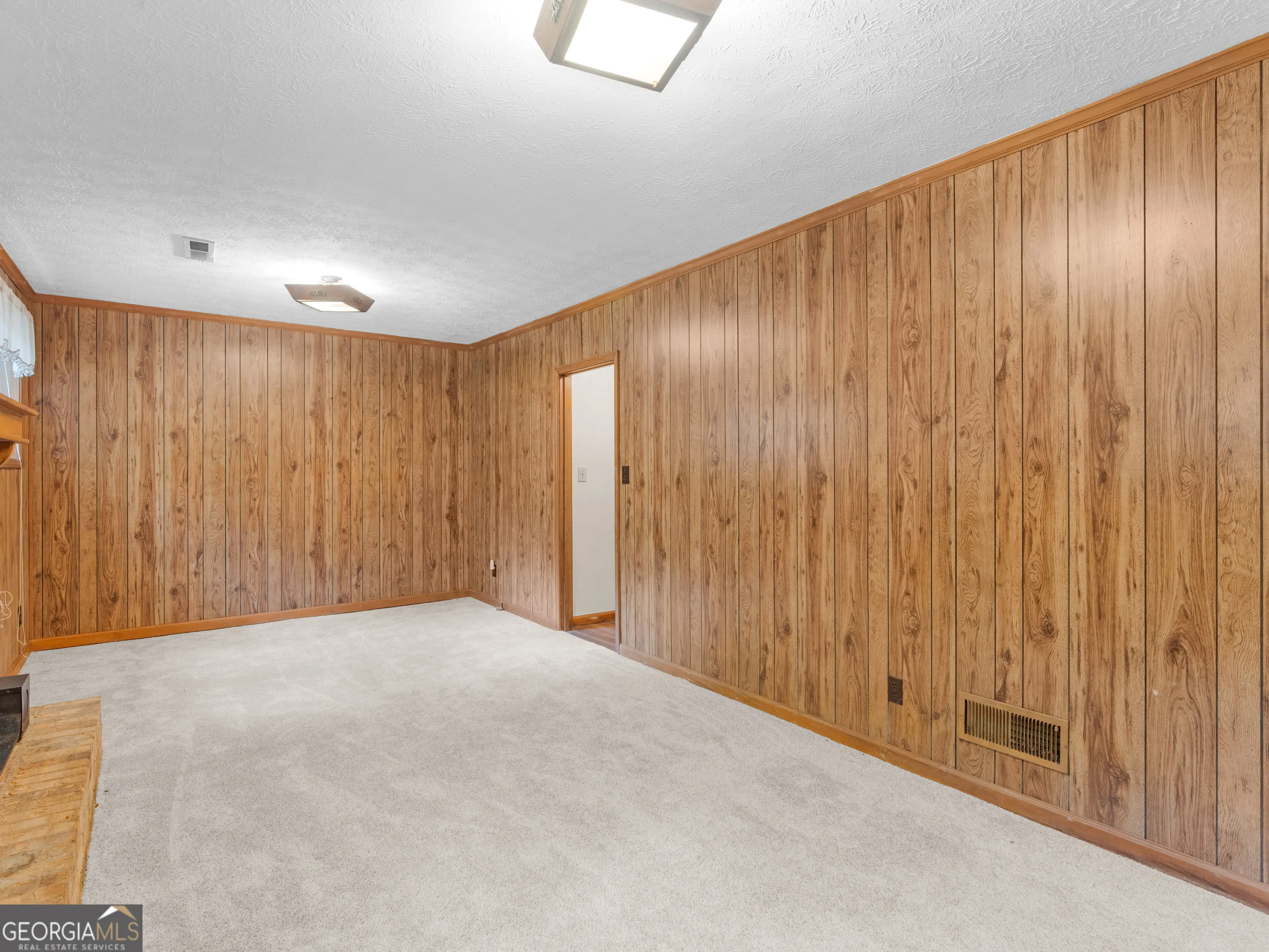 8294 Winston Way