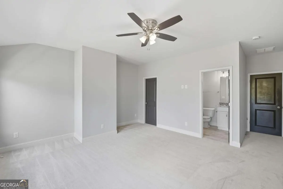 810 Eagle Crossing Drive