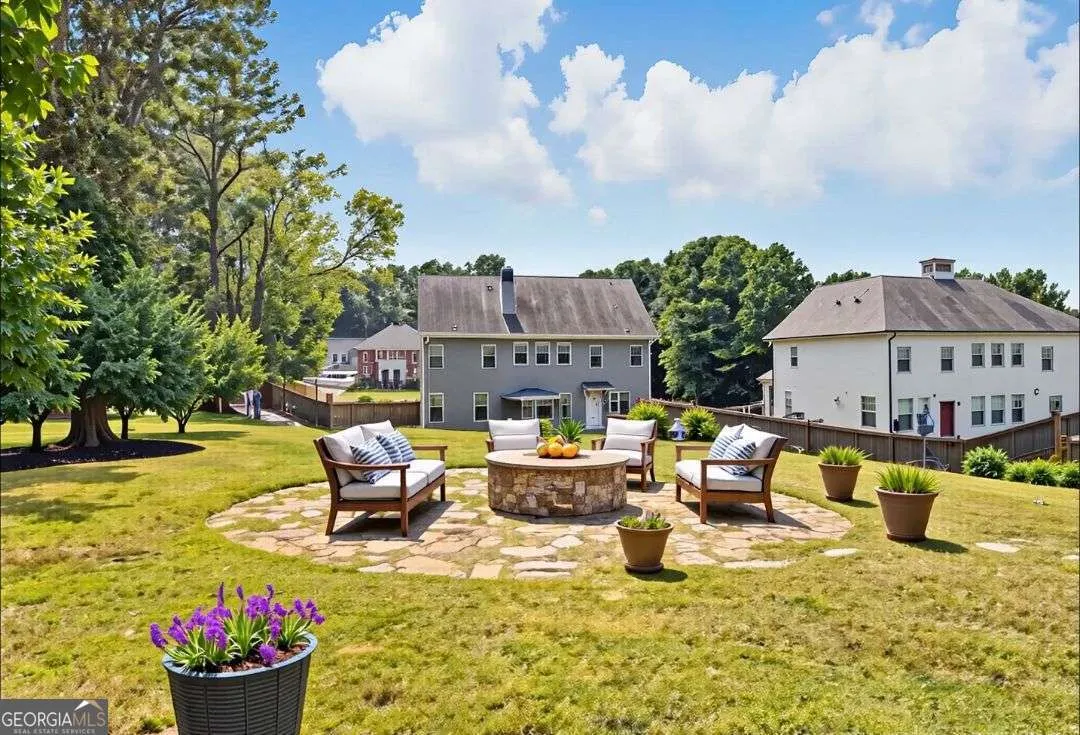 810 Eagle Crossing Drive