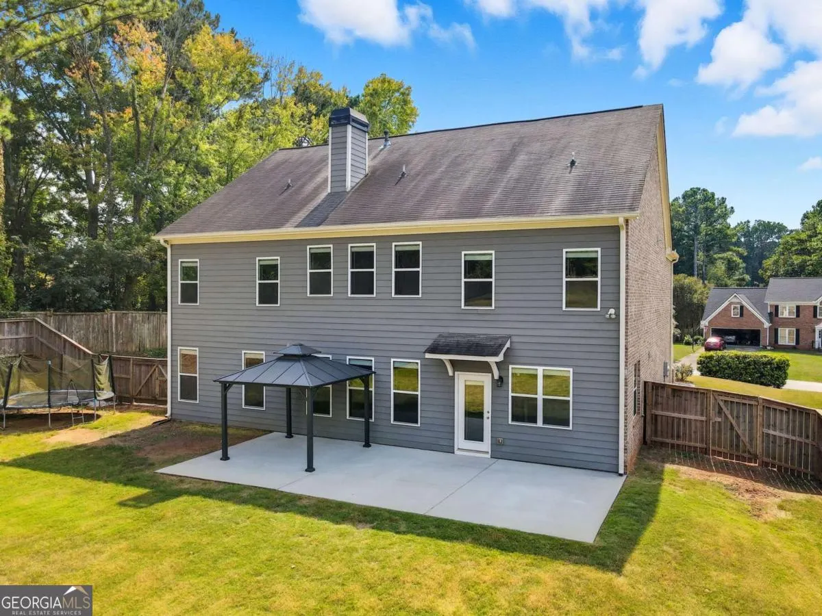 810 Eagle Crossing Drive