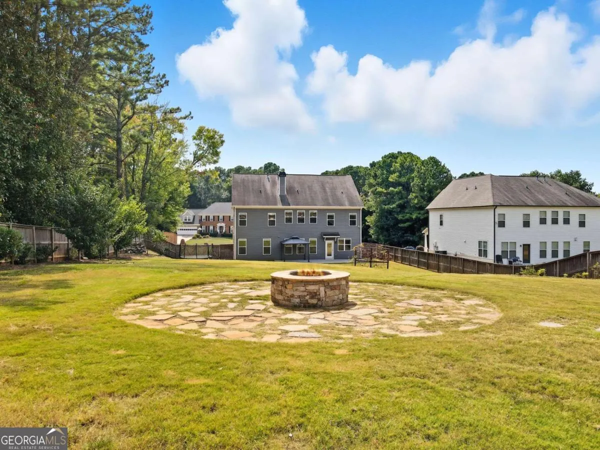 810 Eagle Crossing Drive