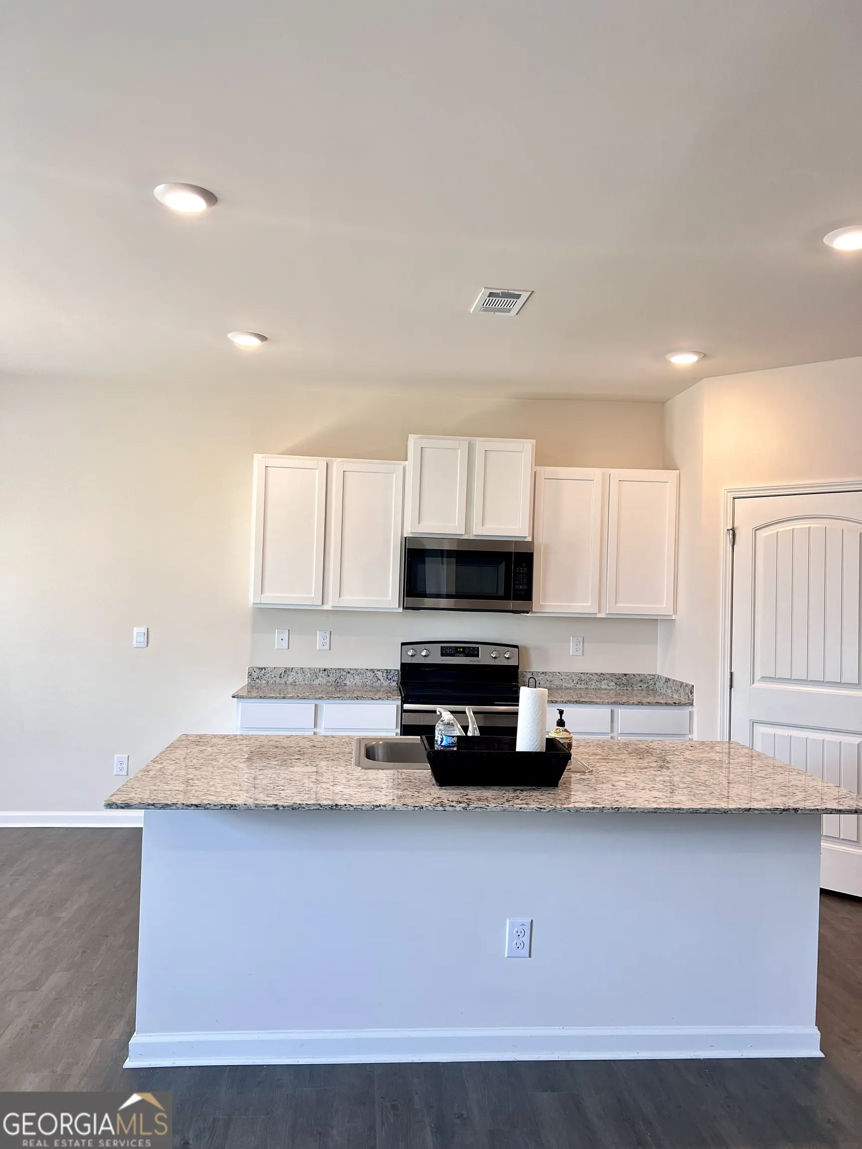 393 Walnut Grove Way