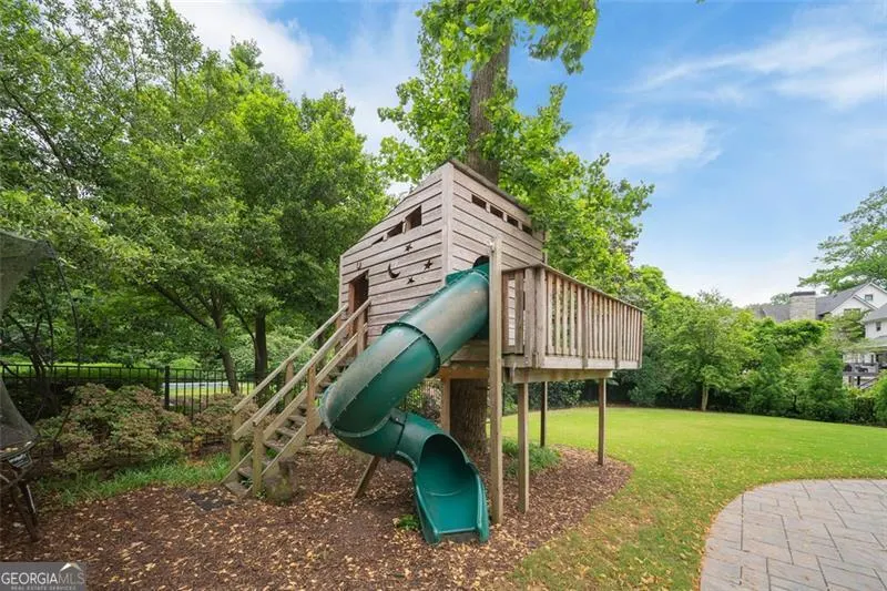 1740 Doncaster Drive