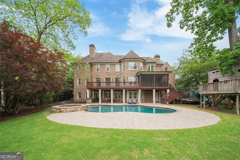 1740 Doncaster Drive