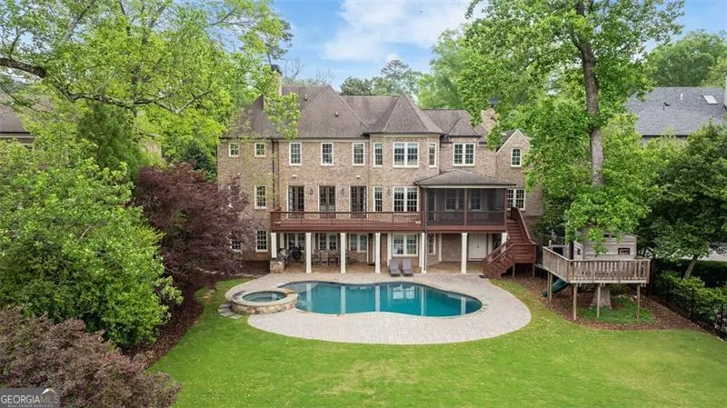 1740 Doncaster Drive