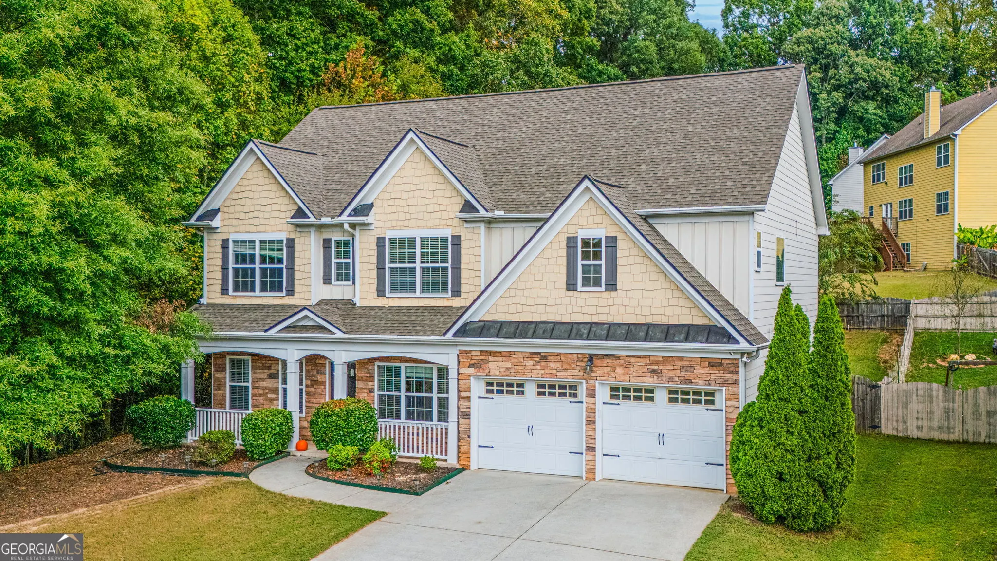 6223 Sapphire Court