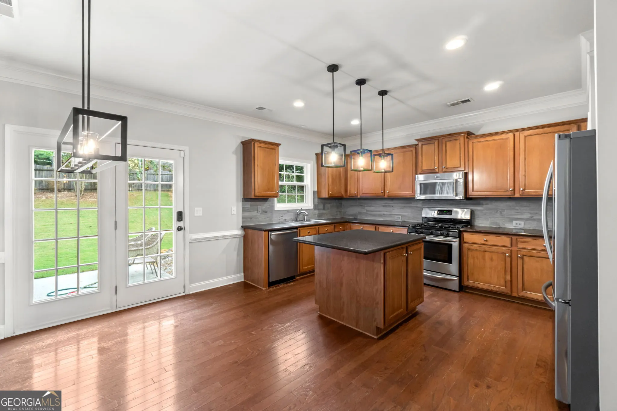 6223 Sapphire Court