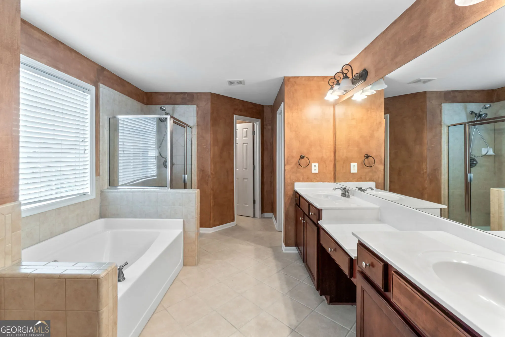 6223 Sapphire Court