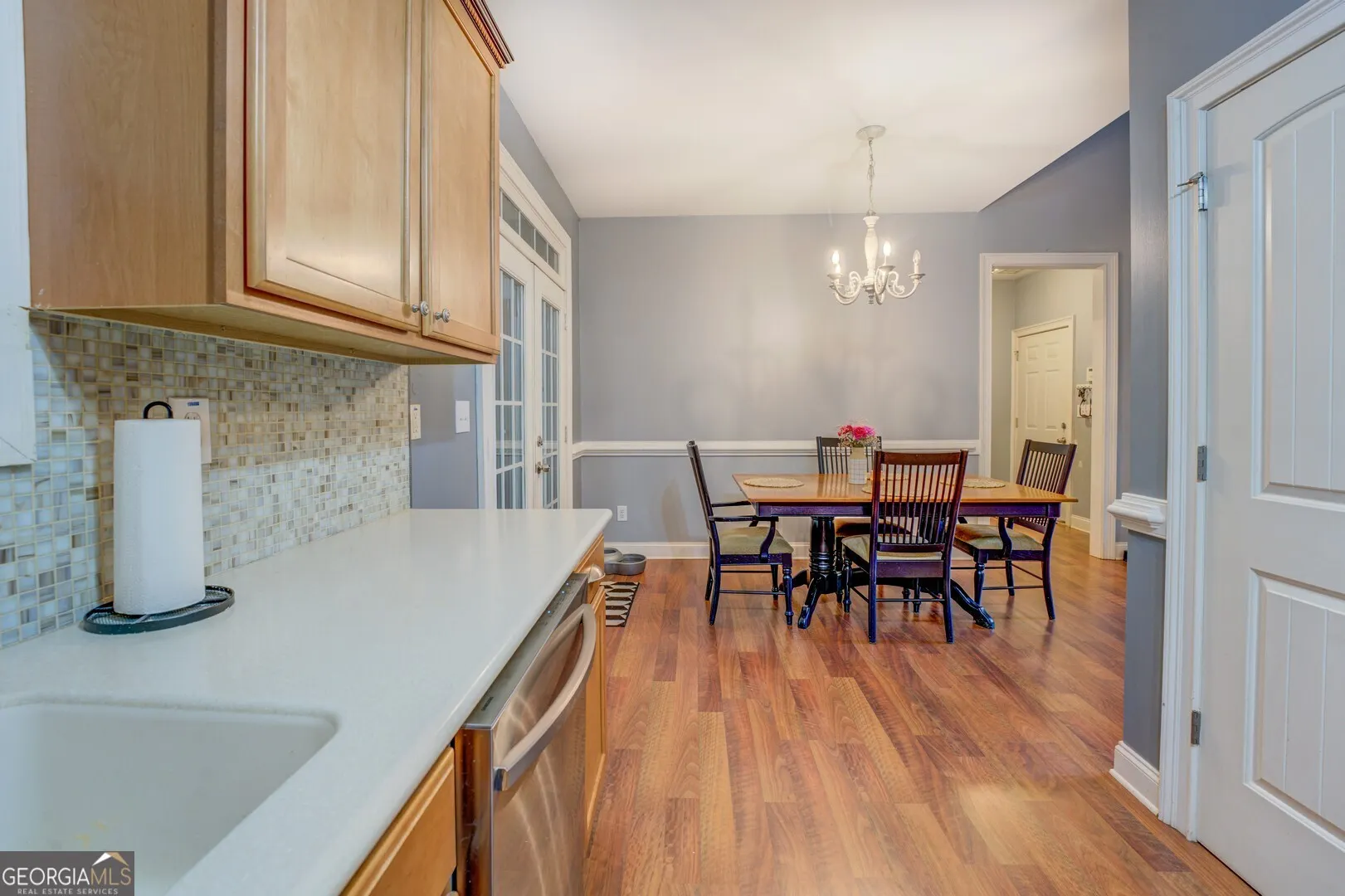716 E Mourning Dove Court