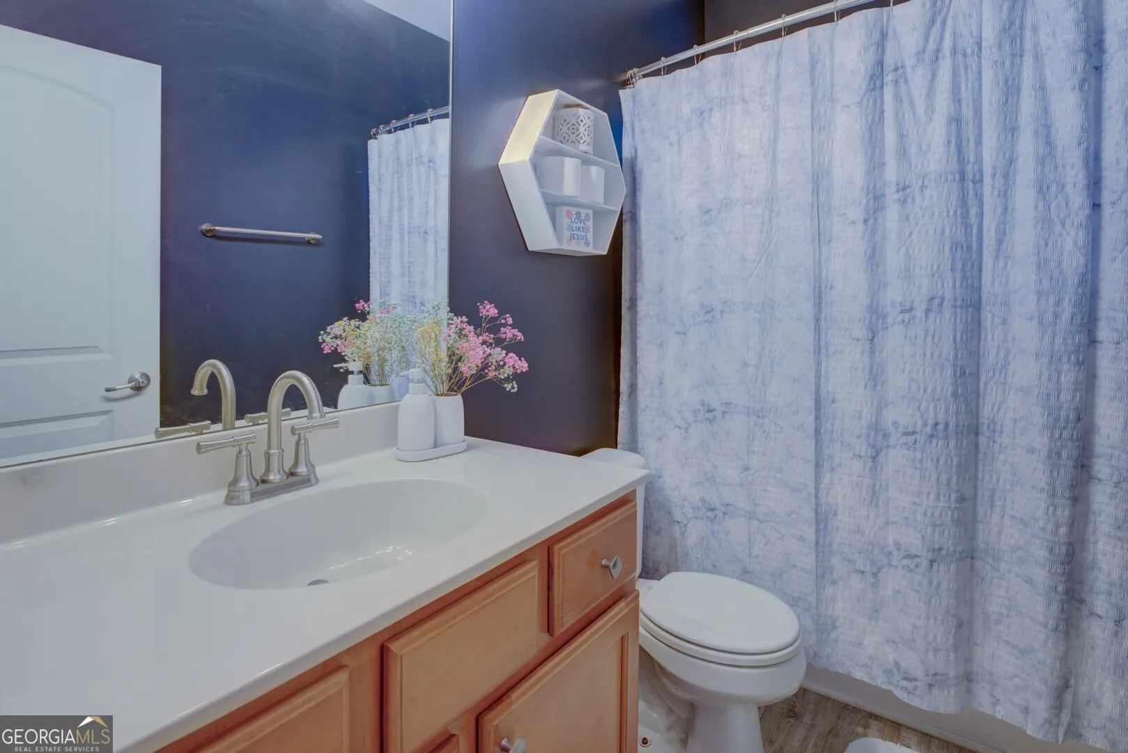 716 E Mourning Dove Court