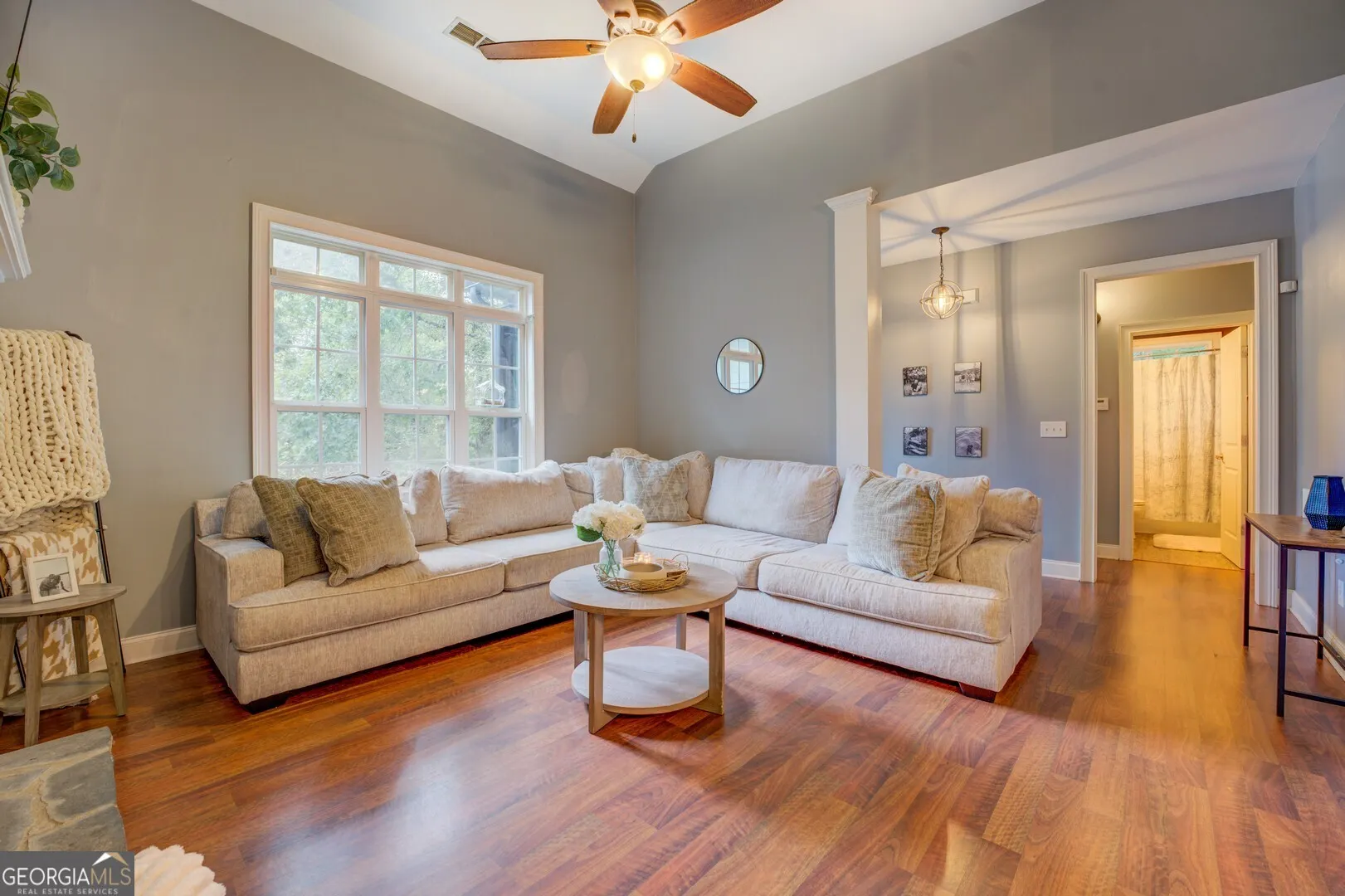 716 E Mourning Dove Court
