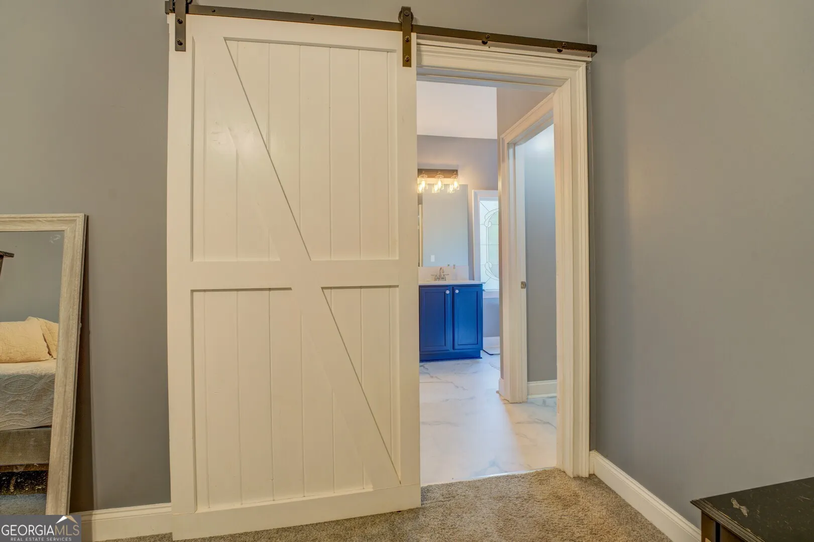 716 E Mourning Dove Court