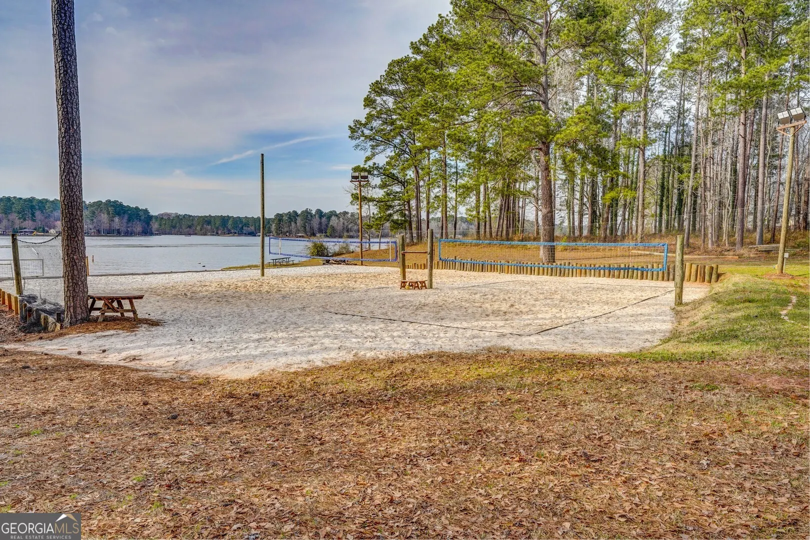 716 E Mourning Dove Court