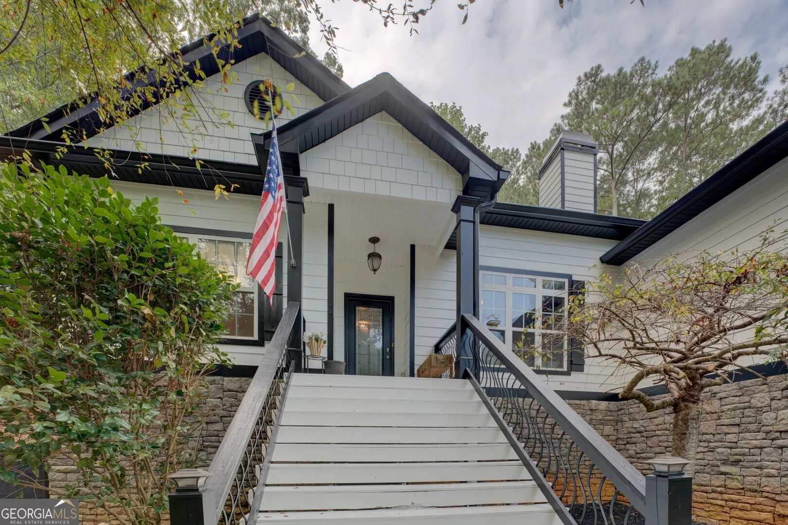 716 E Mourning Dove Court