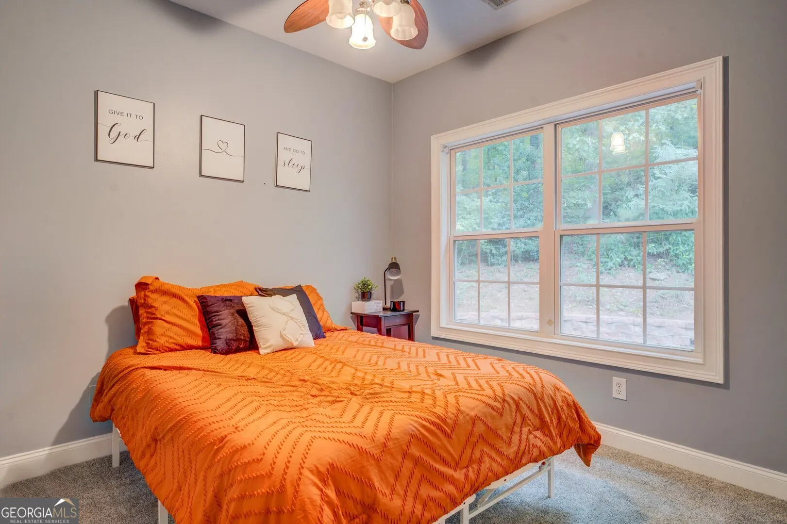 716 E Mourning Dove Court