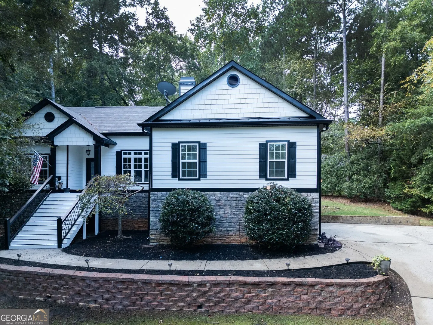 716 E Mourning Dove Court