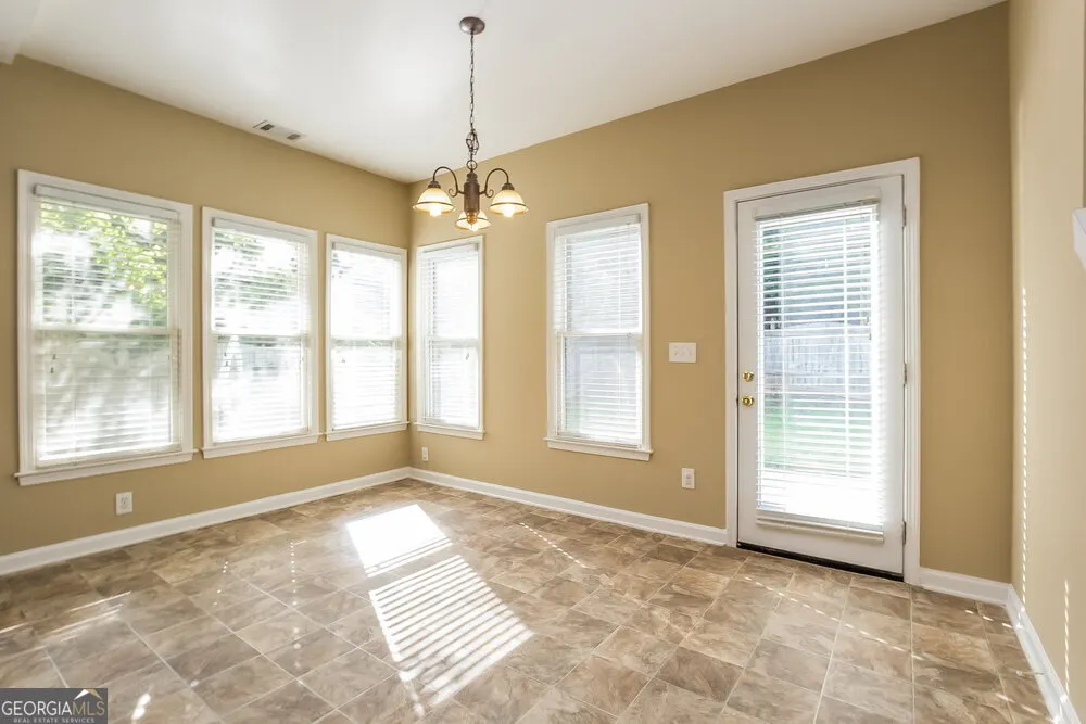 3046 Woodbridge Lane