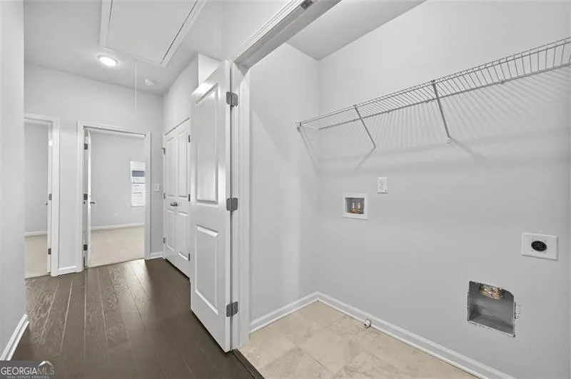 4362 WHITE SPRUCE Alley