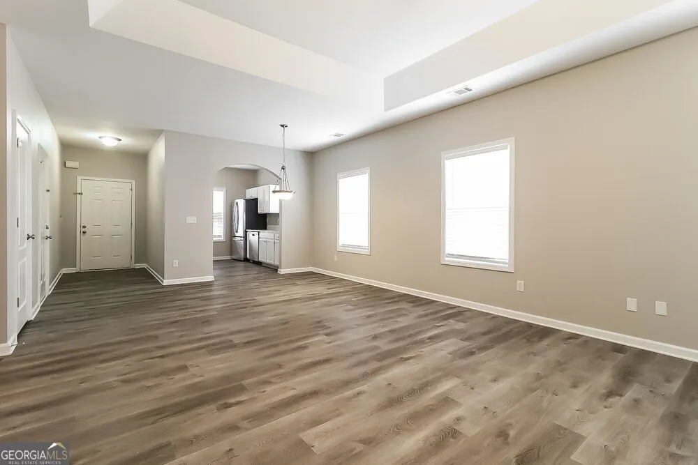 18 Westin Way