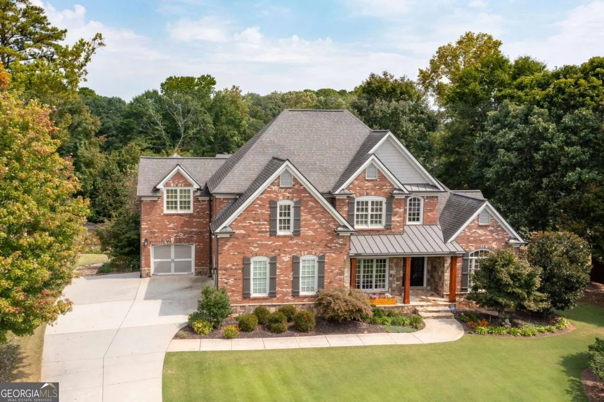 2260 Falkirk Pointe Drive