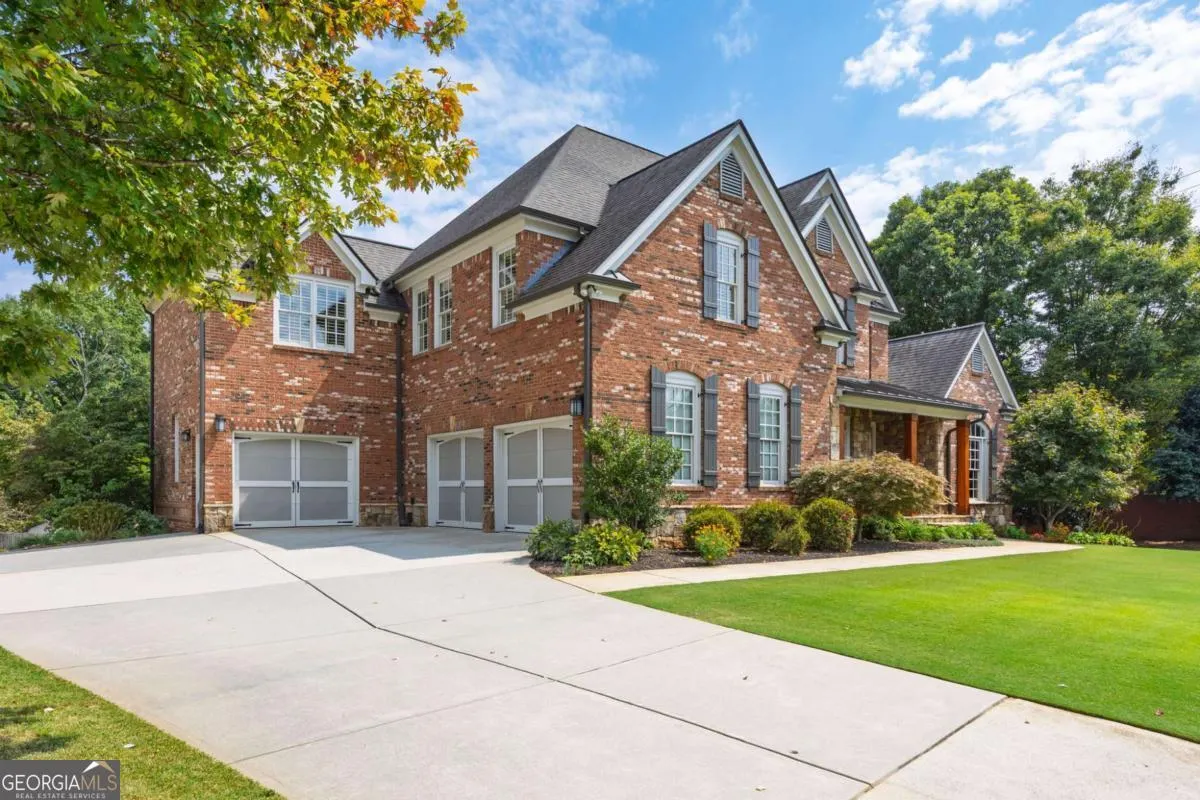 2260 Falkirk Pointe Drive