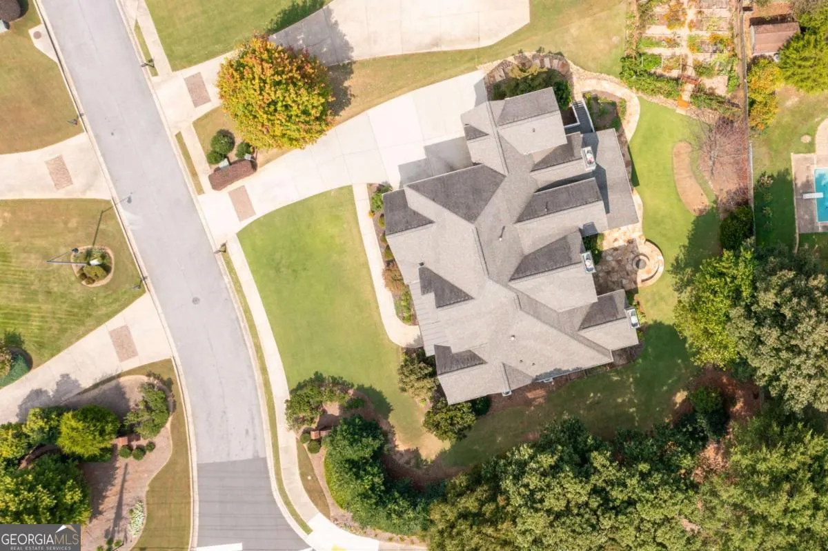 2260 Falkirk Pointe Drive