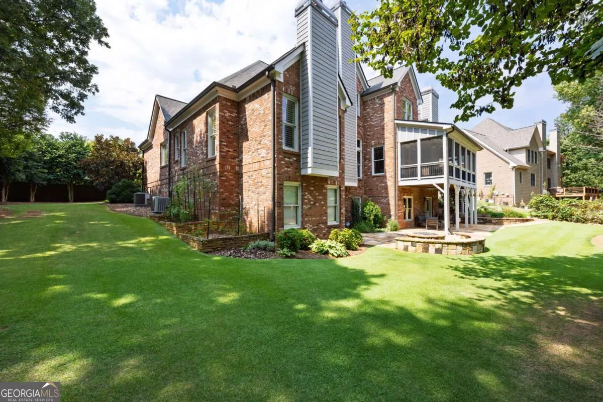2260 Falkirk Pointe Drive