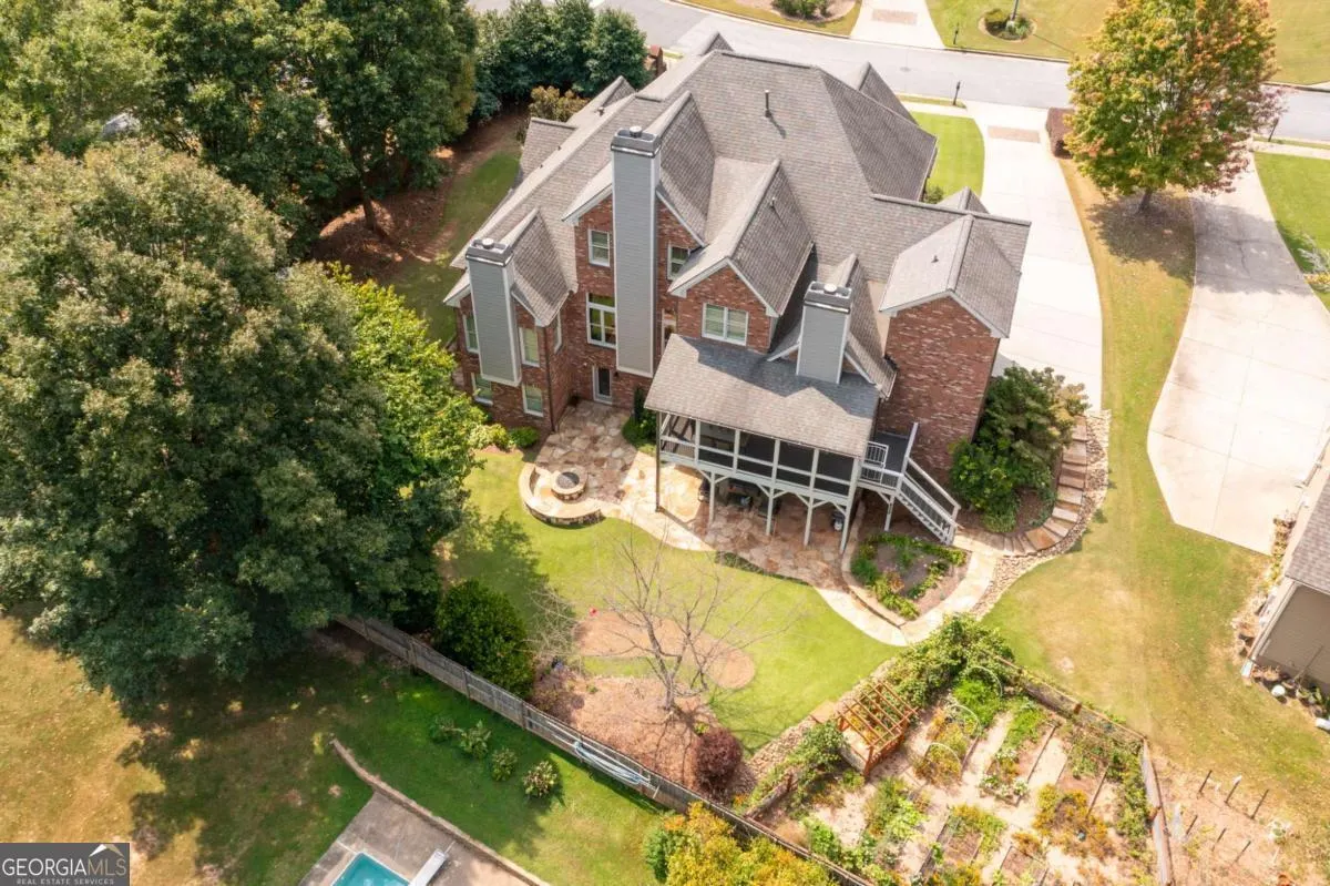2260 Falkirk Pointe Drive
