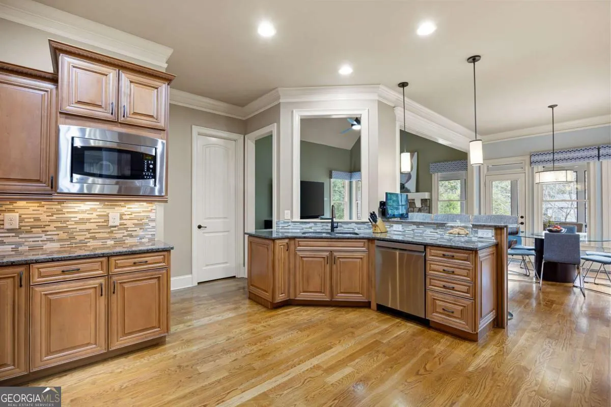 2260 Falkirk Pointe Drive
